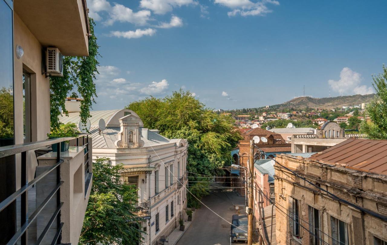 Constant Tbilisi Hotel Ngoại thất bức ảnh